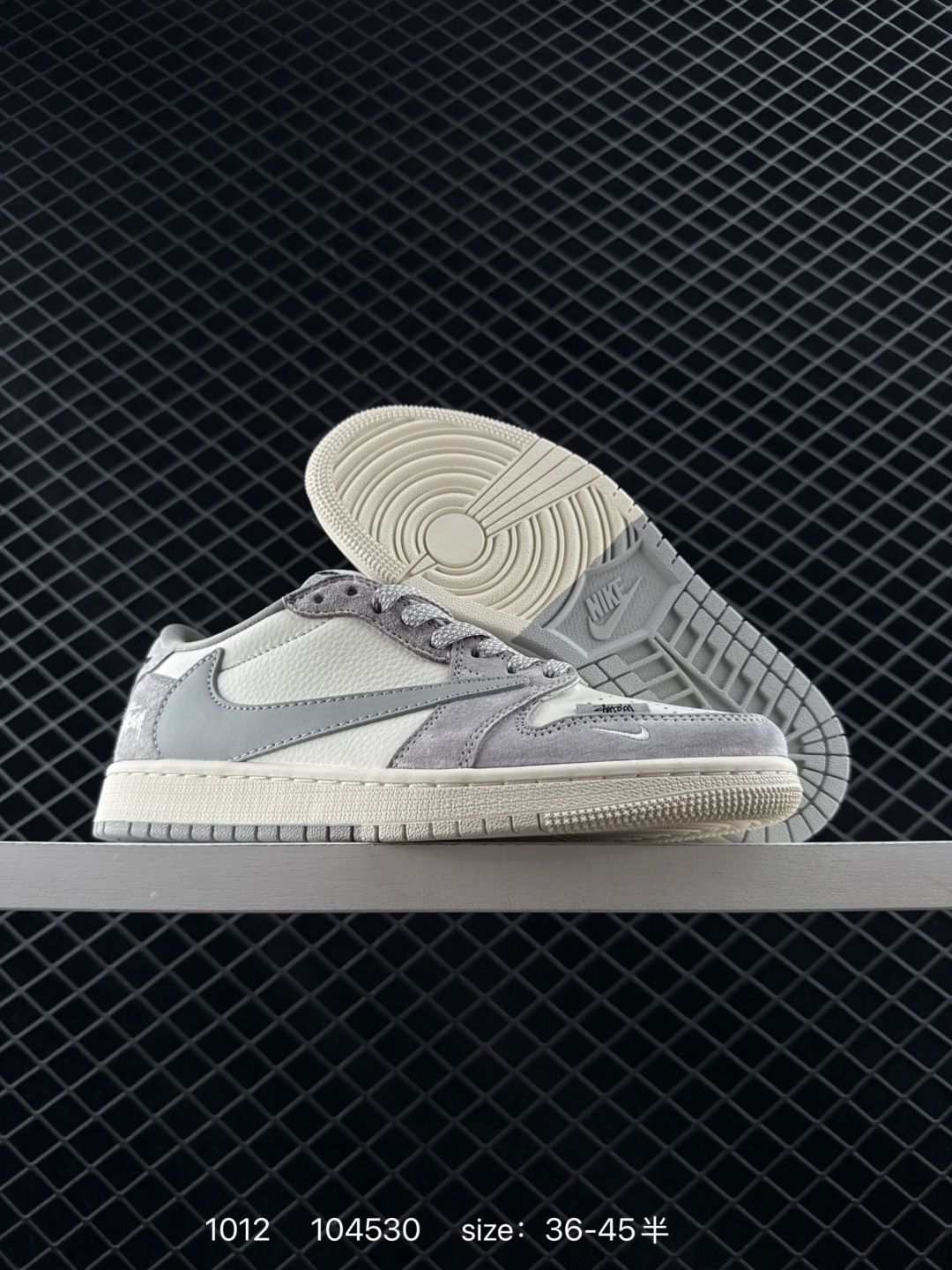 Travis Scott x Air Jordan 1 ” Reverse Mocha “